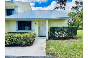 4215 Gator Trace Avenue F, Fort Pierce, Fl 34982 Fort Pierce, FL 34982 Sold 02/27/23