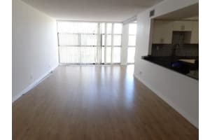 600 N Parkview Dr   324 Hallandale Beach, FL 33009 Sold 04/11/23