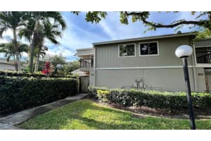 632  Commodore Dr   632 Plantation, FL 33325 Sold 02/28/23