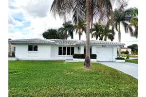 5111 Nw 50th Ave Tamarac, FL 33319 Sold 03/31/23