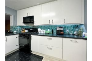 11820 Nw 39th St Sunrise, FL 33323 Sold 04/13/23