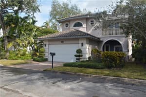 3563  Forest View Cir Hollywood, FL 33312 Sold 04/27/23