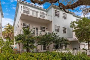 1105  Waverly Road   1105 Fort Lauderdale, FL 33312 Sold 03/20/23