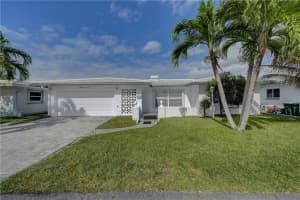 8203 Nw 57th Pl Tamarac, FL 33321 Sold 03/22/23
