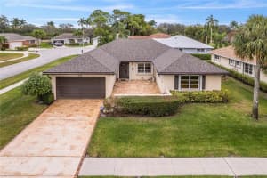 10936  Greentrail Dr Boynton Beach, FL 33436 Sold 03/28/23