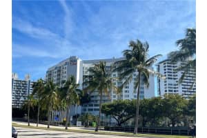 2670 E Sunrise Blvd, Fort Lauderdale, FL 33304, Sold 05/23/23