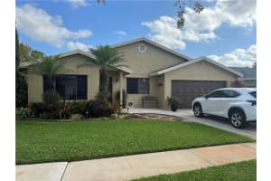 10070 Sw 15th Place, Davie, Fl 33324 Davie, FL 33324 Sold 03/27/23