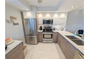 2520 Ne 1st Ct   404 Boynton Beach, FL 33435 Sold 04/24/23