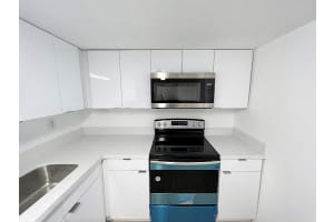 19380 Collins Ave 1407, Sunny Isles Beach, FL 33160 Sold 09/18/23