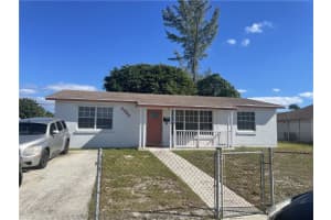 2060  Avenue H Riviera Beach, FL 33404 Sold 04/04/23