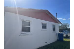 2060  Avenue H Riviera Beach, FL 33404 Sold 04/04/23