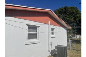 2060  Avenue H Riviera Beach, FL 33404 Sold 04/04/23