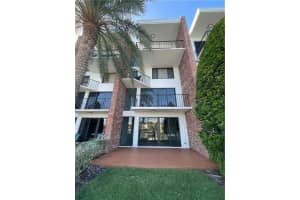1800 S Ocean Drive   105 Fort Lauderdale, FL 33316 Sold 06/09/23