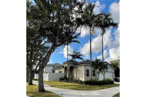 815  Kapok Way Weston, FL 33327 Sold 05/19/23