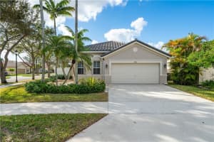 815  Kapok Way Weston, FL 33327 Sold 05/19/23