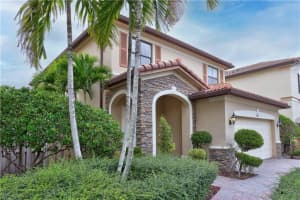 8810 Nw 114th Pl Doral, FL 33178 Sold 05/15/23