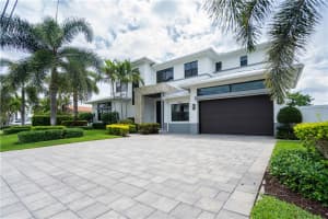 4110 NE 23rd Ter, Lighthouse Point, FL 33064 Sold 04/22/24