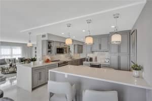 3900  Galt Ocean Dr   907 Fort Lauderdale, FL 33308 Sold 03/03/23