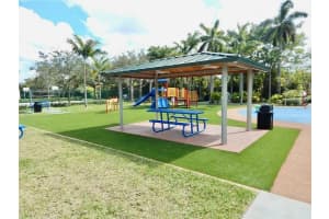9915 Nw 49th Ter Doral, FL 33178 Sold 03/24/23