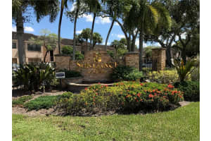 2926 S University Dr   6104 Davie, FL 33328 Sold 04/07/23