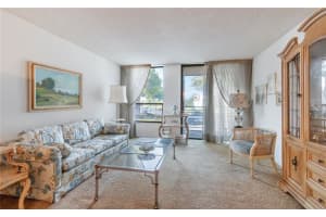 7750 W McNab Rd APT 219, Tamarac, FL 33321, Sold 09/06/23