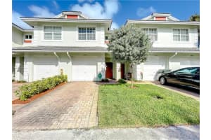 2977 Nw 30th Place 2977, Oakland Park, Fl 33311 Oakland Park, FL 33311 Sold 02/28/23