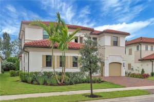 9185 W Parkland Bay Trl Parkland, FL 33076 Sold 05/01/23