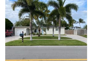 301 Ne 28th St Boca Raton, FL 33431 Sold 03/03/23