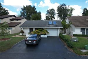 8271 Sw 39th Ct Davie, FL 33328 Sold 03/13/23