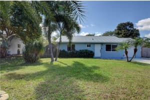 5224 Pine Tree Dr, Delray Beach, FL 33484, Sold 03/17/23
