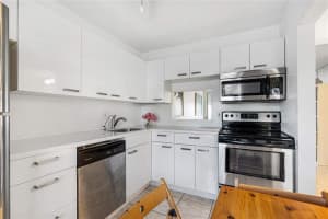 5841 NW 61st Ave APT 111, Tamarac, FL 33319, Sold 04/06/23
