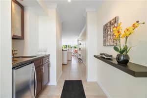 3200 Ne 29th St   302 Fort Lauderdale, FL 33308 Sold 03/20/23