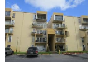 1975 W 44th Place 404, Hialeah, Fl 33012 Hialeah, FL 33012 Sold 04/03/23
