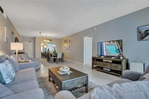 4250 Galt Ocean Drive 14h, Fort Lauderdale, Fl 33308 Fort Lauderdale, FL 33308 Sold 04/06/23