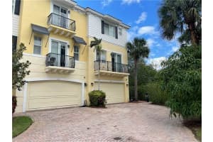 620 Nw 38th Cir Boca Raton, FL 33431 Sold 05/01/23