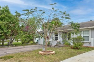 300  Lakewood Cir   A Margate, FL 33063 Sold 03/20/23