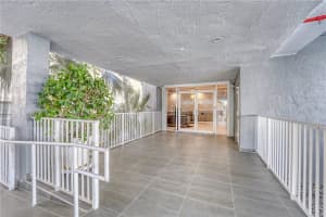 2642 Collins Ave APT 507, Miami Beach, FL 33140, Sold 03/15/23
