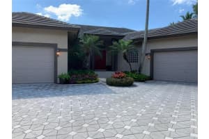 660 NW 101st Terrace, Plantation, FL 33324, Sold 05/02/23