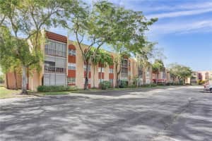 8240 SW 24th St APT 5106, North Lauderdale, FL 33068, Sold 03/17/23