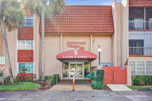 8240 SW 24th St APT 5106, North Lauderdale, FL 33068, Sold 03/17/23