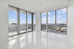 851 NE 1st Ave #4212, Miami, FL 33132, Sold 10/04/23