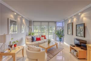 3375 N Country Club Dr APT 101, Aventura, FL 33180, Sold 08/04/23