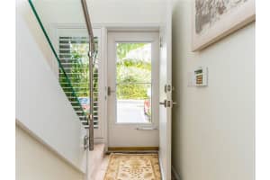 2004 Riverside Pl APT 3, Wilton Manors, FL 33305, Sold 03/17/23