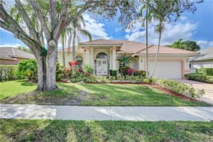 701 NW 101st Terrace, Plantation, FL 33324, Sold 03/24/23