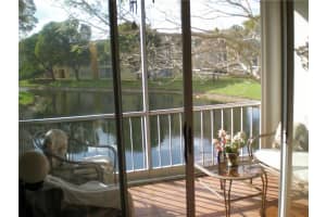 6001 NW 61st Ave APT 202, Tamarac, FL 33319, Sold 11/21/23