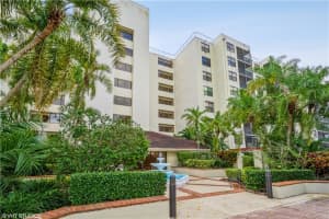 105 Lake Emerald Dr APT 503, Oakland Park, FL 33309, Sold 04/27/23