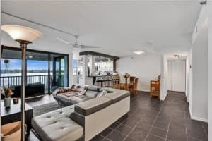 105 Lake Emerald Dr APT 606, Oakland Park, FL 33309, Sold 03/21/23