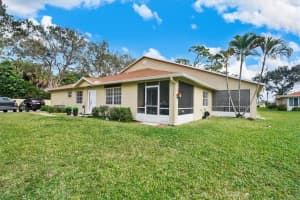 2104 Maplewood Dr #2104, Greenacres, FL 33415, Sold 04/28/23