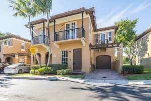 6861 Julia Gardens Dr, Coconut Creek, FL 33073, Sold 09/13/23