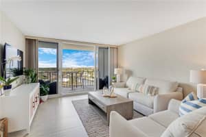 521 N Riverside Dr, Pompano Beach, FL 33062, Sold 05/08/23